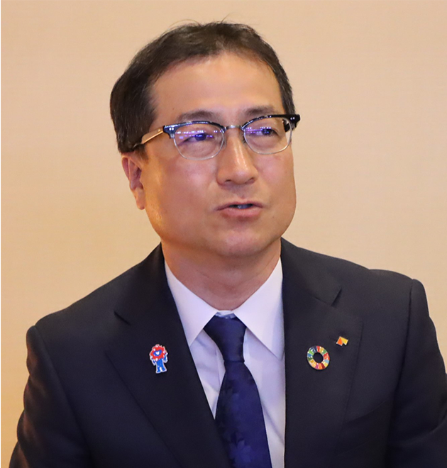 岡嶋社長