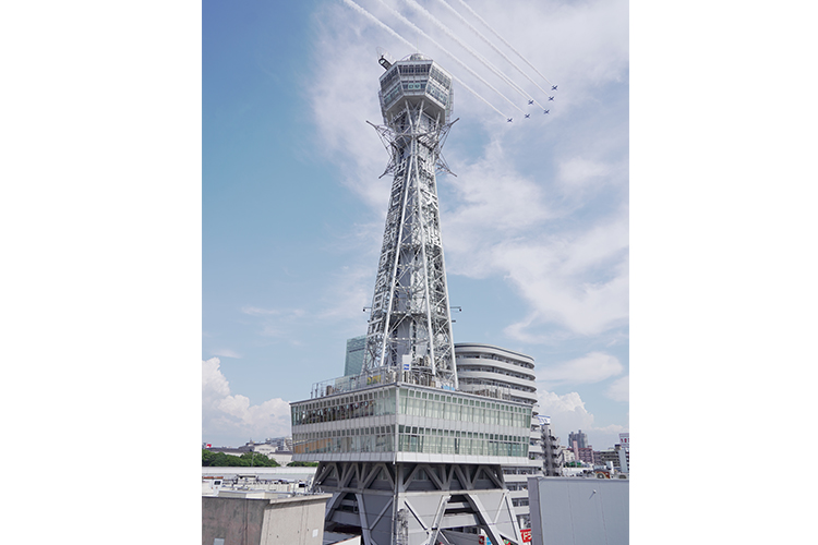 新今宮・新世界エリアにある通天閣と新世界