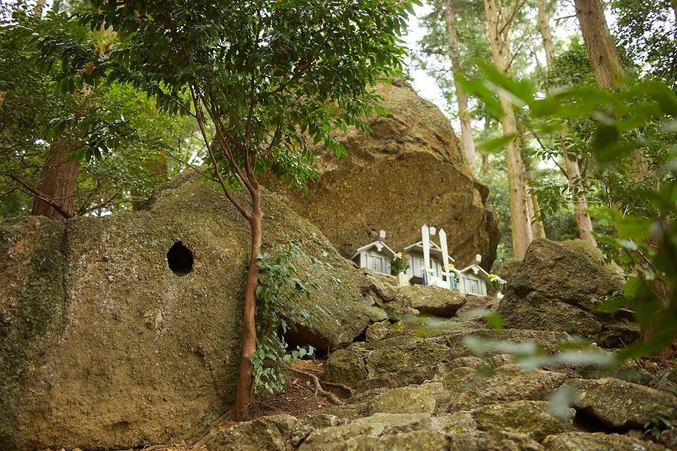 明王寺・不動山の巨石