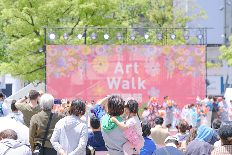 なんばひろばでのイベントの様子